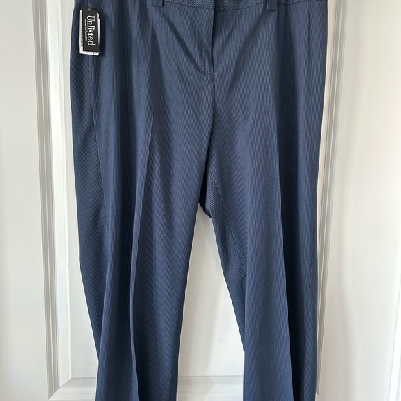 Ladies Slacks - Picture 3 of 4